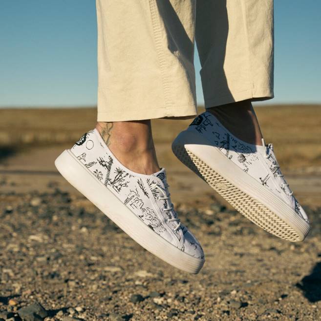 Women White and Black Hey Dude Cody Desert Shoes H6P6221
